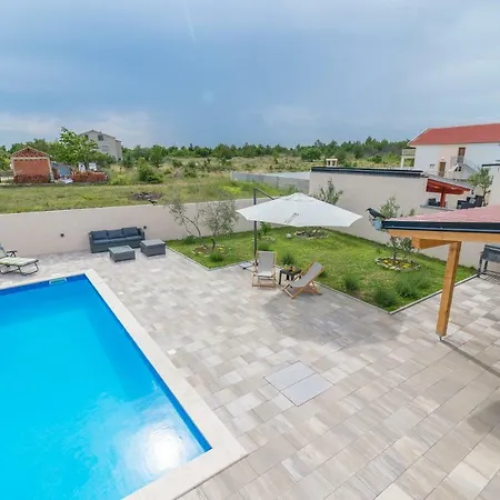 Villa Holydaj Homee Iva